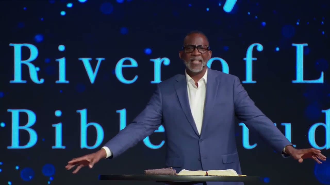 Pastor Elliot Cohen | ROLCC
