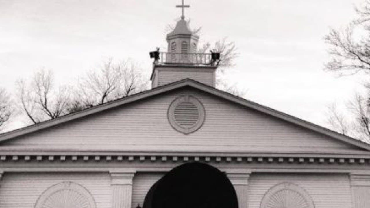 AM Services Jun 14, 2026 (9:30am and 10:45am, CST)