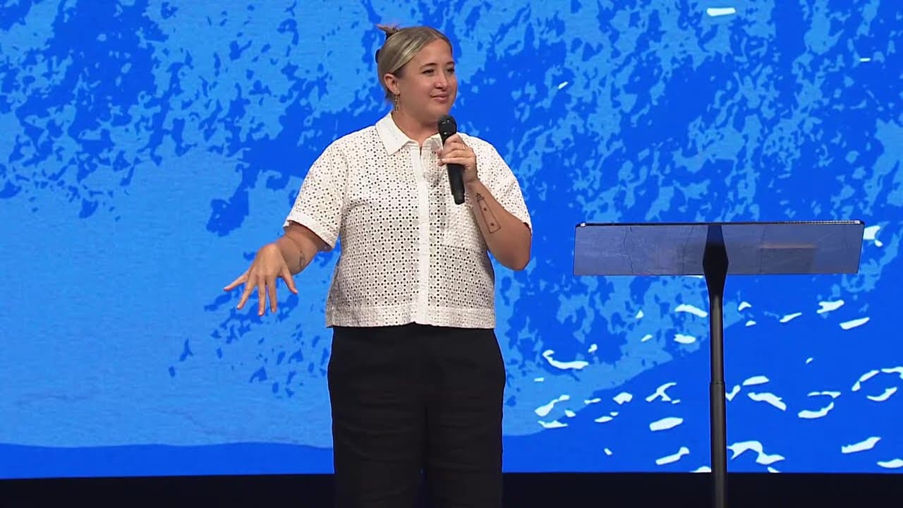 Dios Abunda en Amor Inquebrantable | Meredith Knox